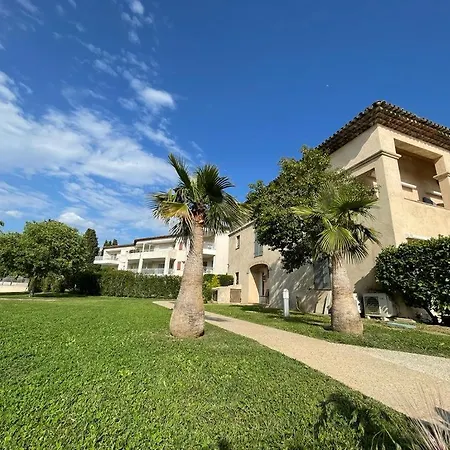 La Bastide Des Suites De Robinson Aparthotel